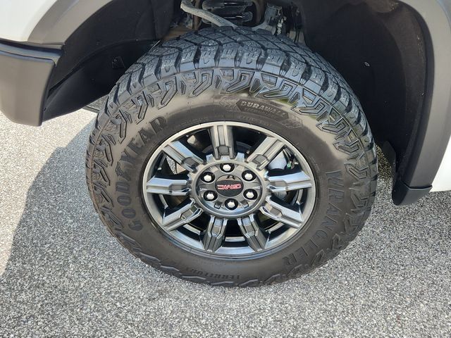 Certified 2024 GMC Sierra 1500 AT4X AWD/4WD image 6