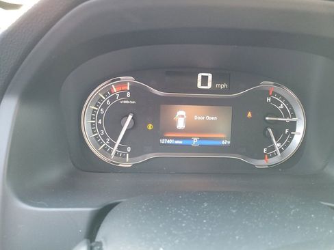 Used 2016 Honda Pilot Touring image 5