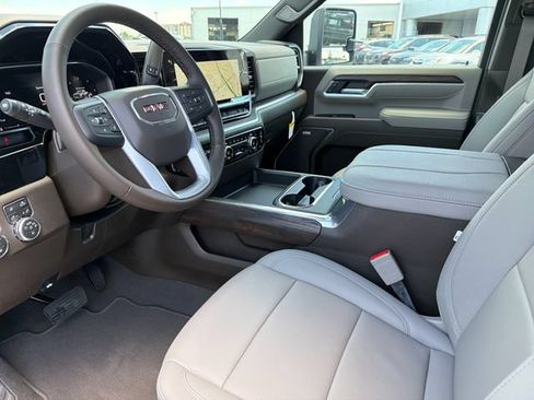 New 2026 GMC Sierra 2500 SLT w/ SLT Premium Package AWD/4WD image 17