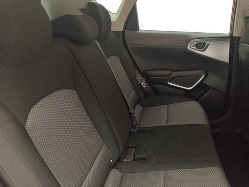 Used 2020 Kia Soul LX FWD image 19