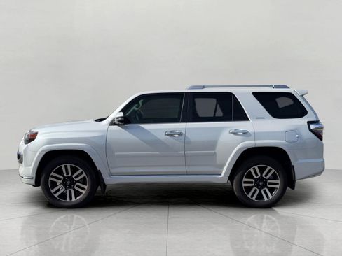 Used 2024 Toyota 4Runner Limited AWD/4WD image 5
