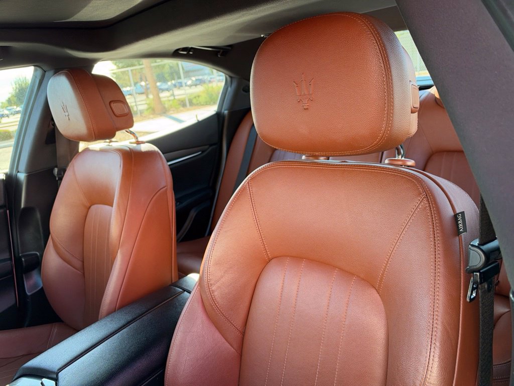 Used 2018 Maserati Ghibli RWD image 17