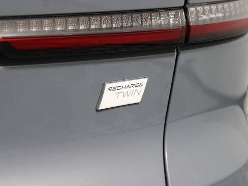 Used 2023 Volvo C40 P8 Recharge Ultimate AWD/4WD image 47