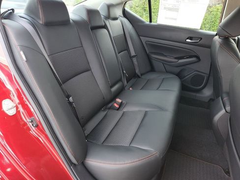 New 2025 Nissan Altima 2.5 SR image 9