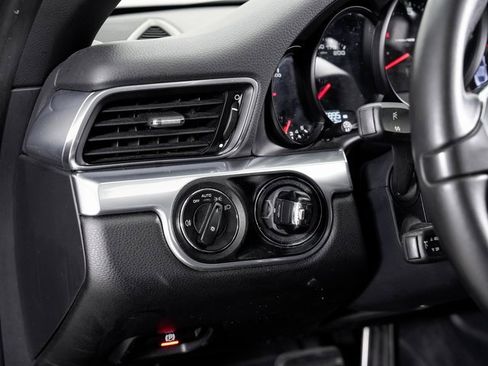 Used 2014 Porsche 911 Carrera image 11