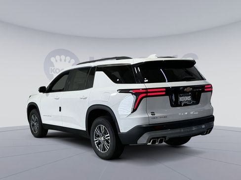 New 2026 Chevrolet Traverse LT w/ Enhanced Driving Package image 14