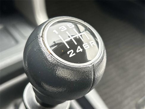 Used 2016 Subaru Forester 2.5i image 35