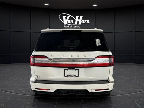 Used 2020 Lincoln Navigator Reserve w/ Equipment Group 208A Reserve image 14