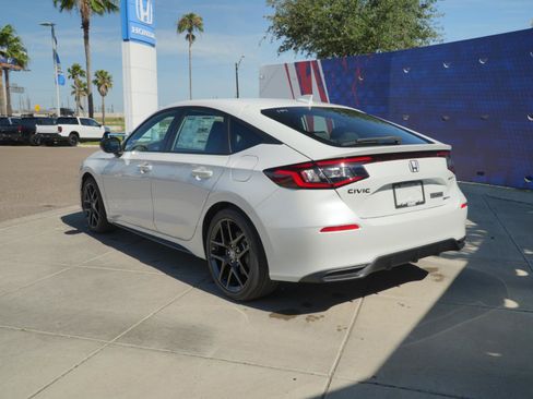 New 2026 Honda Civic Sport image 9