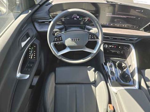 Used 2025 Audi Q5 Premium Plus w/ Premium Plus image 35