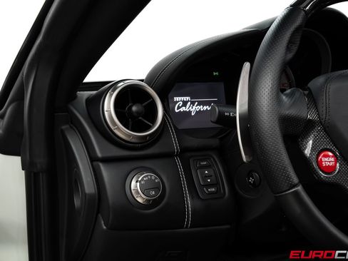 Used 2013 Ferrari California RWD image 27