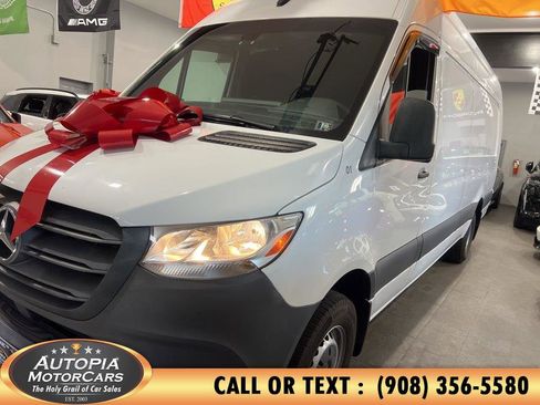 Used 2022 Mercedes-Benz Sprinter 3500 image 30