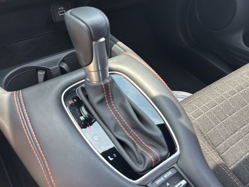Used 2025 Honda HR-V Sport image 24