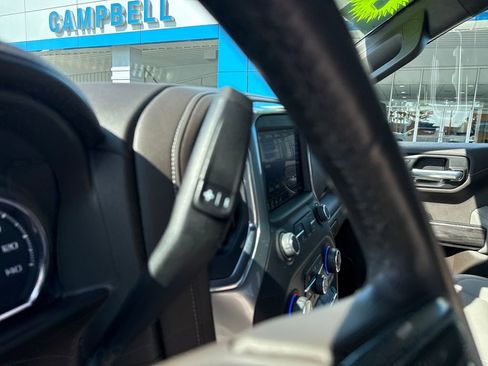 Used 2021 Chevrolet Silverado 1500 LTZ w/ Safety Package II AWD/4WD image 30