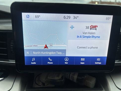 Used 2023 Ford Explorer XLT w/ Equipment Group 202A image 12