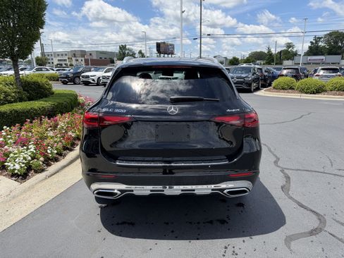 Certified 2023 Mercedes-Benz GLC 300 4MATIC w/ Exclusive Trim Package image 13