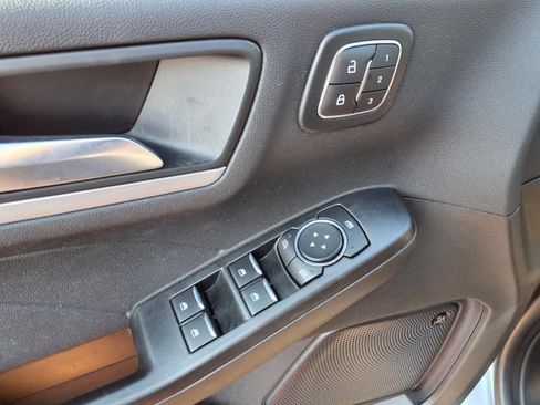Used 2024 Ford Escape SE w/ PHEV Premium Package FWD image 21