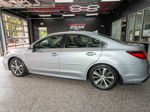 Used 2018 Subaru Legacy 2.5i Limited w/ Popular Package #2A AWD/4WD image 2