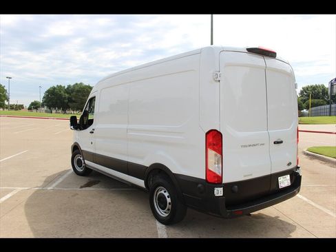 Used 2020 Ford Transit 250 Medium Roof RWD image 3