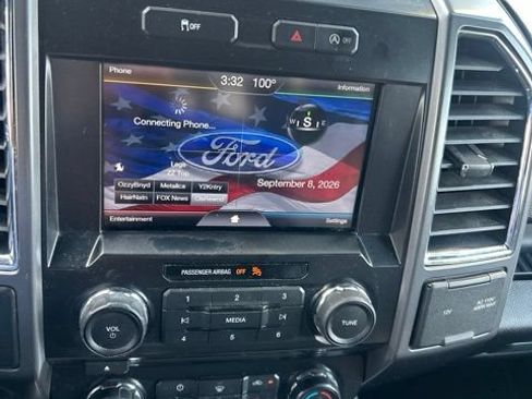 Used 2015 Ford F150 XLT w/ Equipment Group 302A Luxury RWD image 10