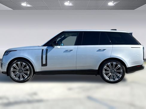 Used 2023 Land Rover Range Rover Autobiography AWD/4WD image 2