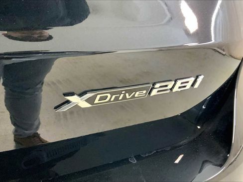 New 2025 BMW X1 xDrive28i w/ Technology Package image 15