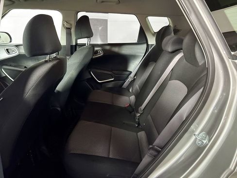 Used 2023 Kia Soul LX FWD image 19