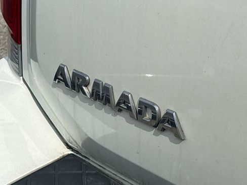 Used 2014 Nissan Armada SV w/ SV Driver Package RWD image 9