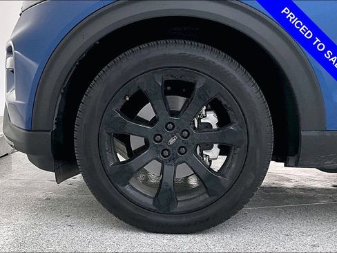 Used 2023 Ford Explorer ST-Line w/ Class IV Trailer Tow Package image 12