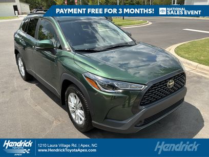 Used 2023 Toyota Corolla Cross LE w/ Moonroof Package