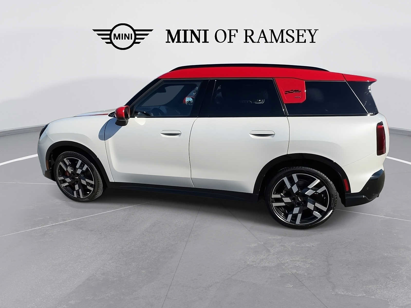 Used 2025 MINI Cooper Countryman John Cooper Works AWD/4WD image 9