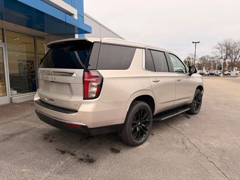 Used 2021 Chevrolet Tahoe LT w/ LT Signature Package image 11