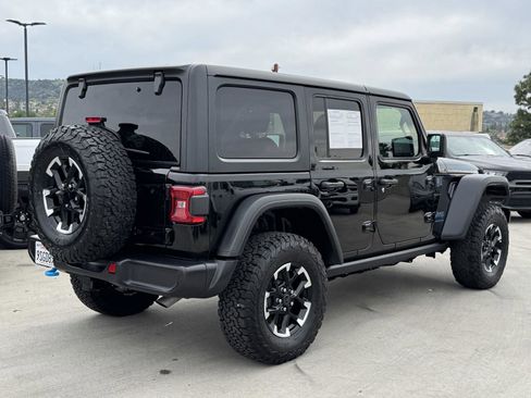 Used 2025 Jeep Wrangler Unlimited Rubicon 4xe w/ Convenience Group image 7