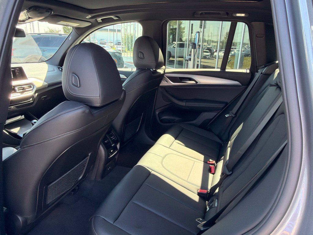 Used 2024 BMW X3 sDrive30i w/ Convenience Package RWD image 27
