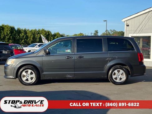 Used 2012 Dodge Grand Caravan Crew image 2