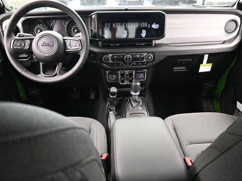 New 2026 Jeep Gladiator Sport image 31