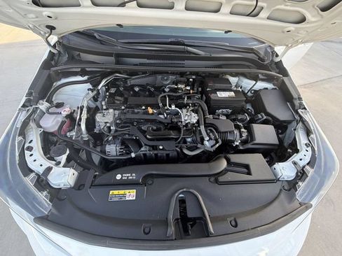 Used 2023 Toyota Corolla LE FWD image 31