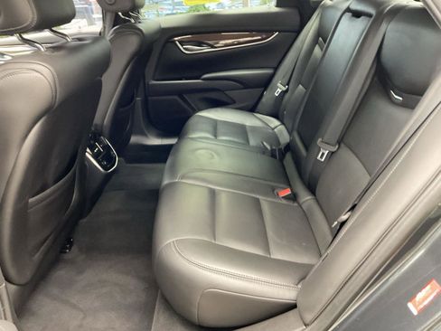 Used 2017 Cadillac XTS Luxury image 11