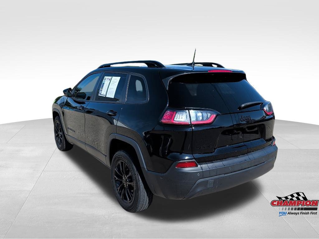 Used 2023 Jeep Cherokee Altitude Lux AWD/4WD image 3