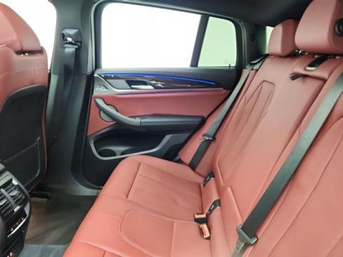 Used 2025 BMW X4 xDrive30i w/ Premium Package image 29