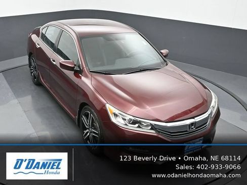 Used 2016 Honda Accord Sport image 20