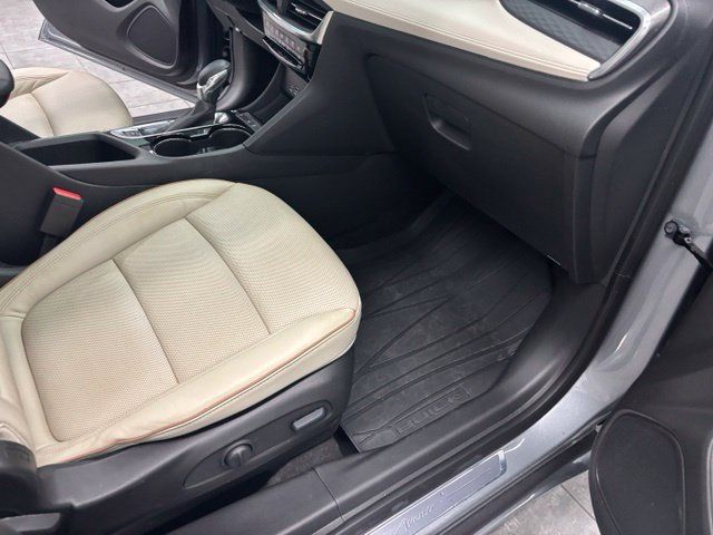 Used 2024 Buick Encore GX Avenir FWD image 35