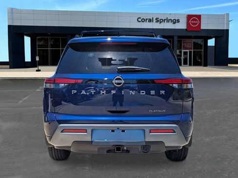 New 2026 Nissan Pathfinder Platinum w/ Cargo Package FWD image 4