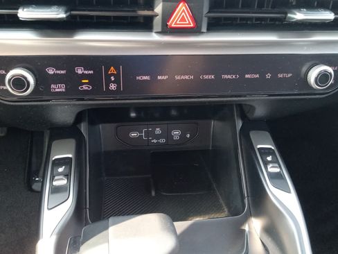 Used 2024 Kia Sorento X-Line EX AWD/4WD image 20