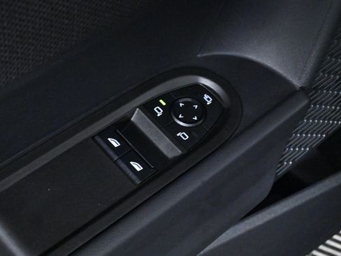 Certified 2025 MINI Cooper S FWD image 19