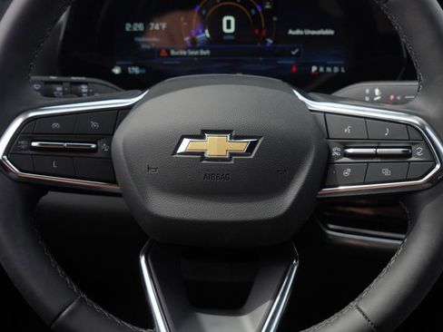 New 2025 Chevrolet Equinox LT w/ Safety and Technology Package image 13