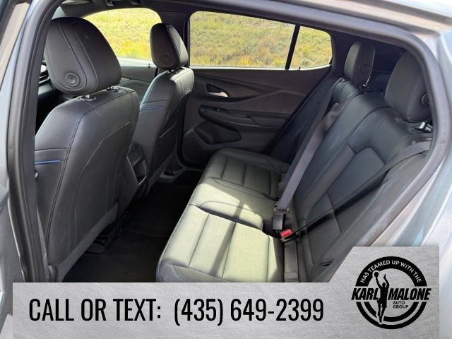 Used 2025 Buick Envista Sport Touring FWD image 25