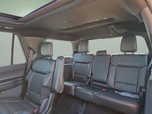 New 2026 Ford Expedition Tremor image 10