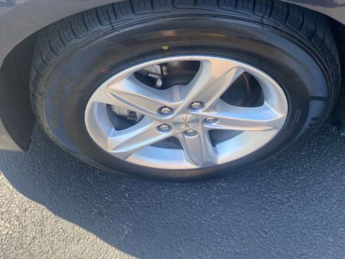 Used 2023 Chevrolet Malibu LT image 26