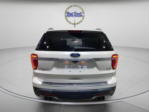 Used 2019 Ford Explorer Platinum AWD/4WD image 4